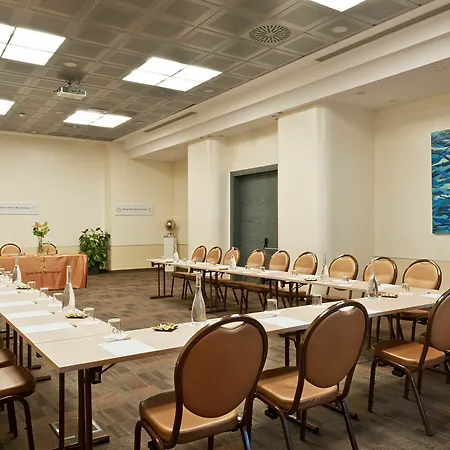 Отель Fh55 Grand Mediterraneo