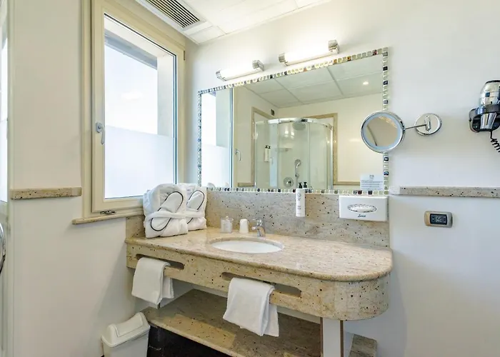 Fh55 Grand Mediterraneo 4* Florence