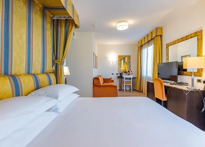 Hotel Fh55 Grand Mediterraneo 4*