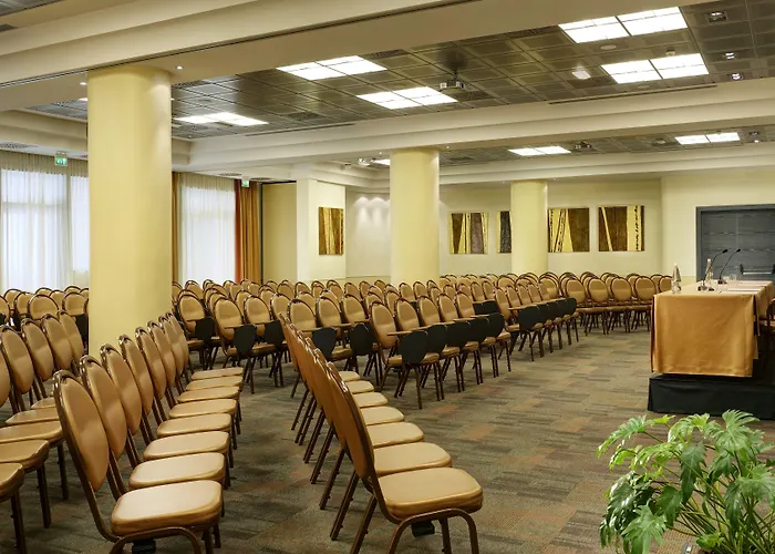 Fh55 Grand Mediterraneo Hotel Florence